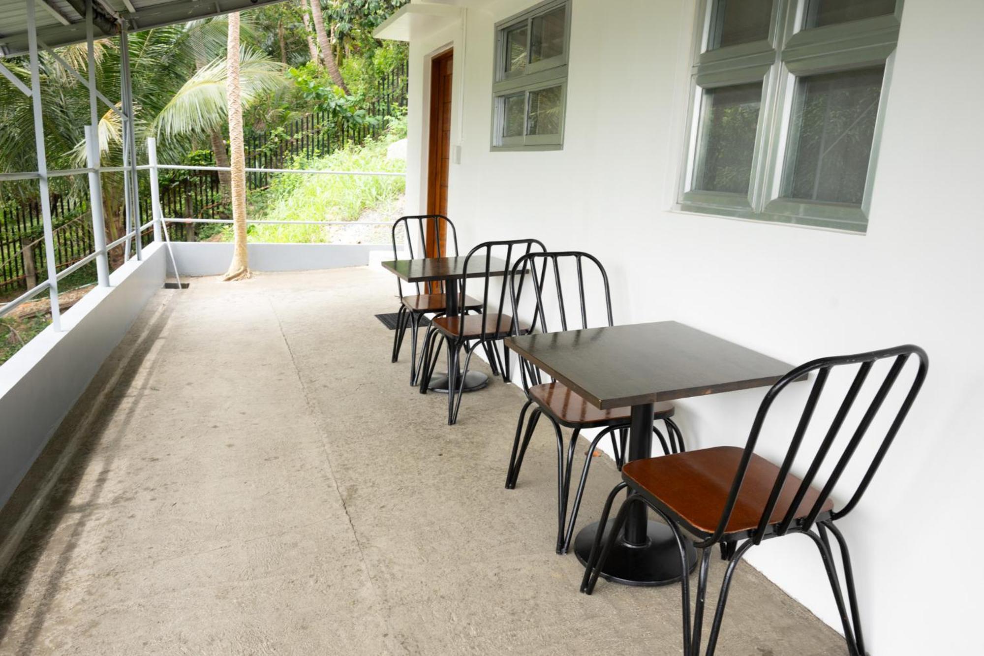 Av Suites Puerto Galera Eksteriør billede